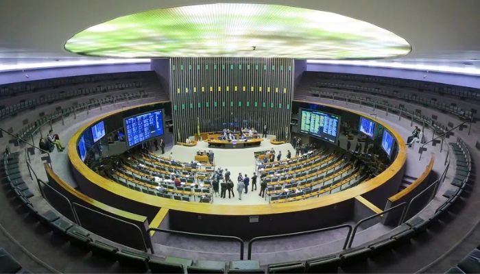  Fux defere pedido para manter número de deputados nas eleições de 2026 